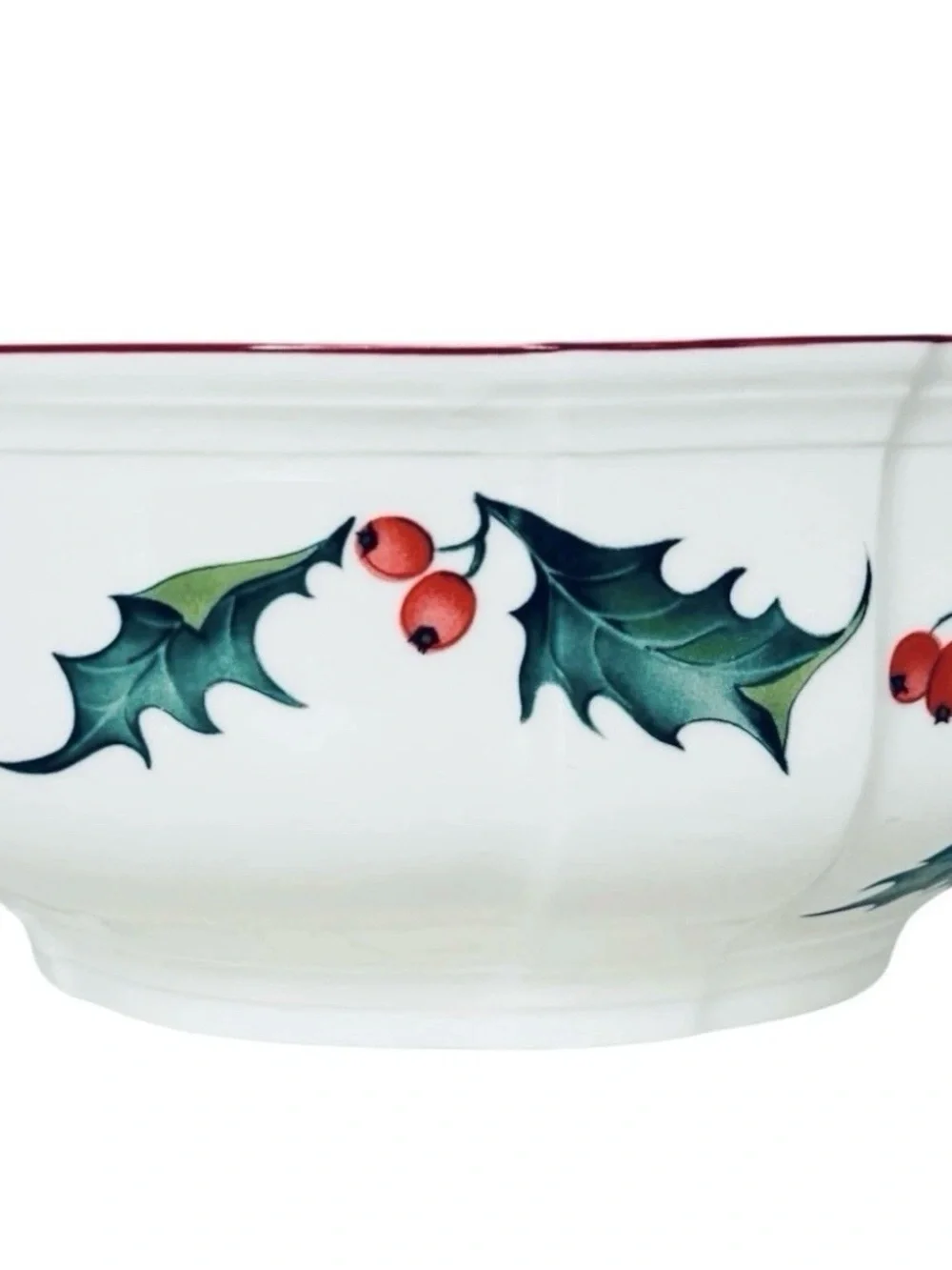 Villeroy & Boch HOLLY green berries 8.25” round vegetable serving bowl 90s